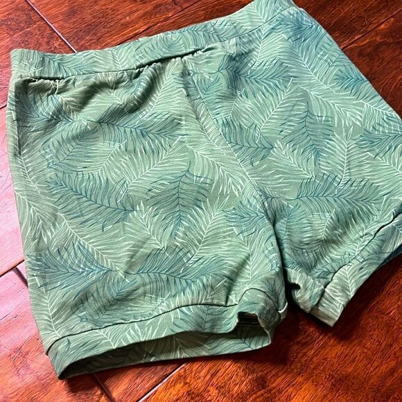 GIRL August Tropical Giraffe Dress and Shorts Set, size 10 - Picture 10 of 11